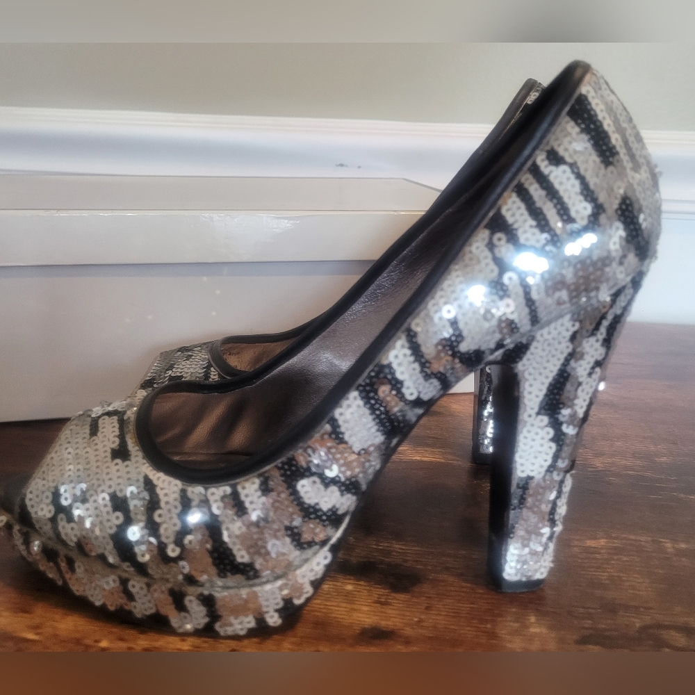 Micheal Kors sequins heels size 8.5
